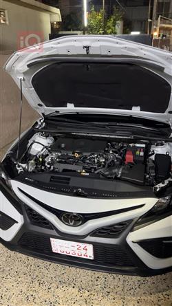 تۆیۆتا کامری